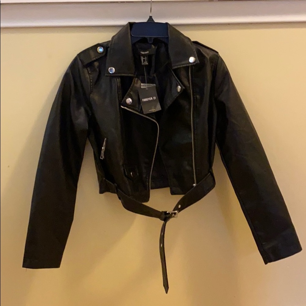 Cropped Faux Leather Jacket